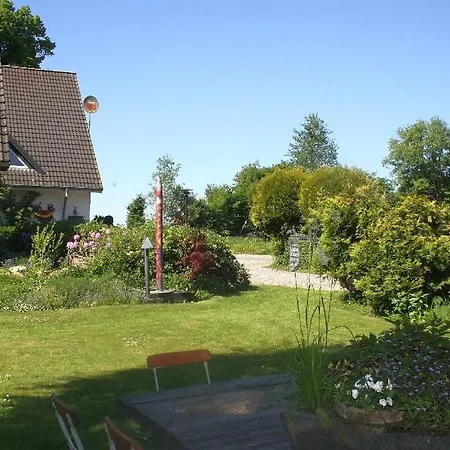 Apartment Kobs - Fewo Inmitten Der Natur Mit Zwei Baedern, Terrasse Und Gemuetlichem Wohn- Und Esszimmer *