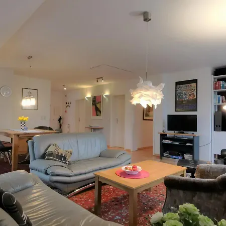 Kobs - Inmitten Der Mit Zwei Baedern, Terrasse Und Gemuetlichem Wohn- Und Esszimmer Appartement