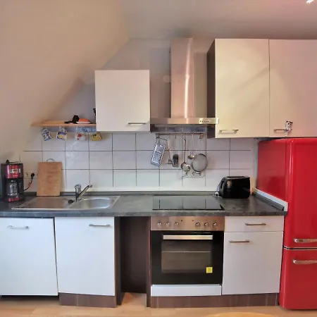 Kobs - Inmitten Der Mit Zwei Bädern, Terrasse Und Gemütlichem Wohn- Und Esszimmer * Ausacker